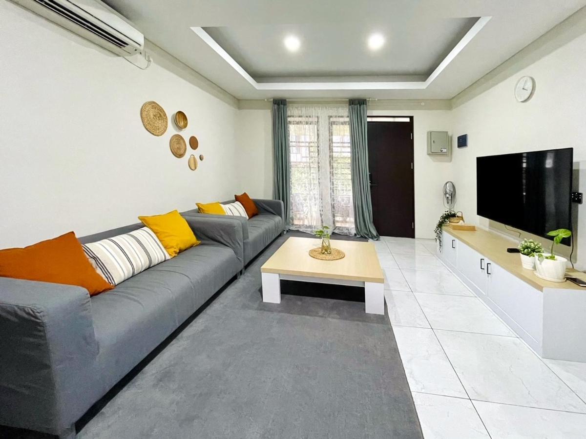 Larisa Homestay Syariah Padalarang Ngoại thất bức ảnh